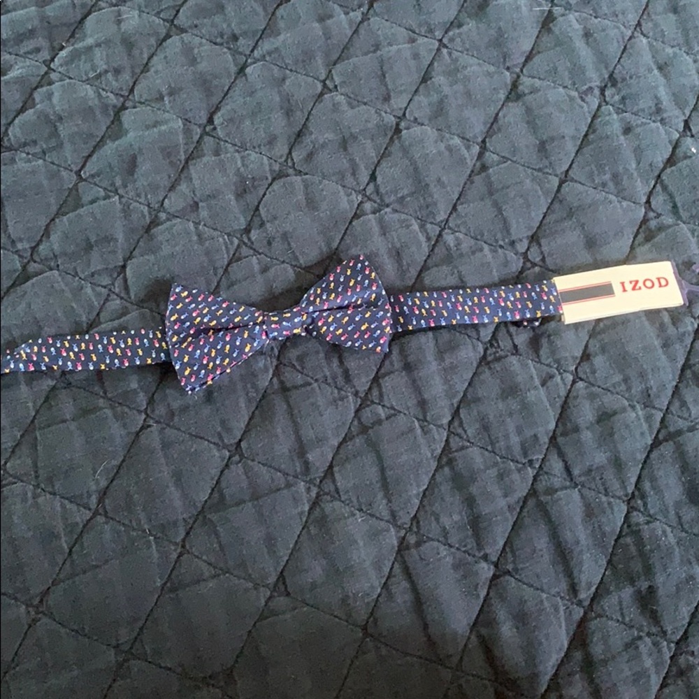 Izod Bow Tie